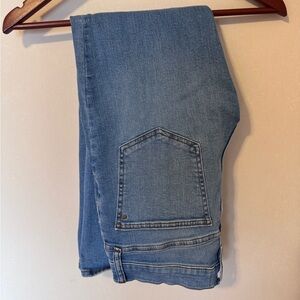 Madewell Mid-Rise Kick Out Jeans